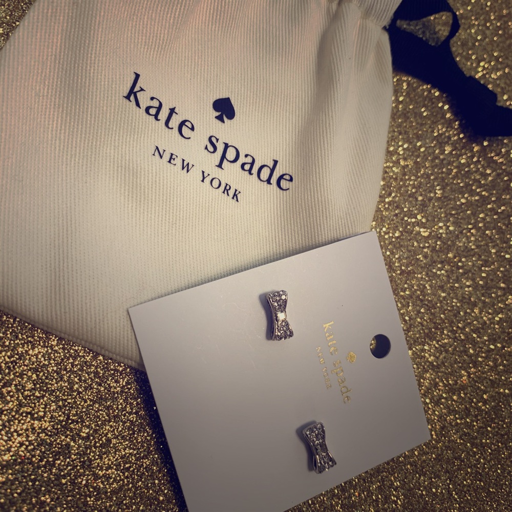 ⭐️Kate Spade cute bow tie earrings